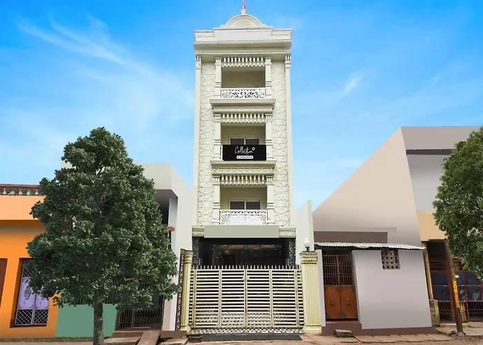 Super Collection O Paschim Dwar Near Jagannath Temple Formerly Hotel Subhadarshan