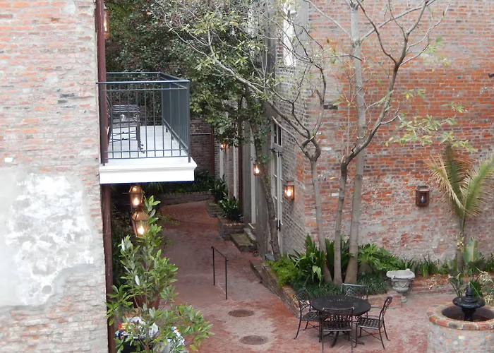 French Market Inn