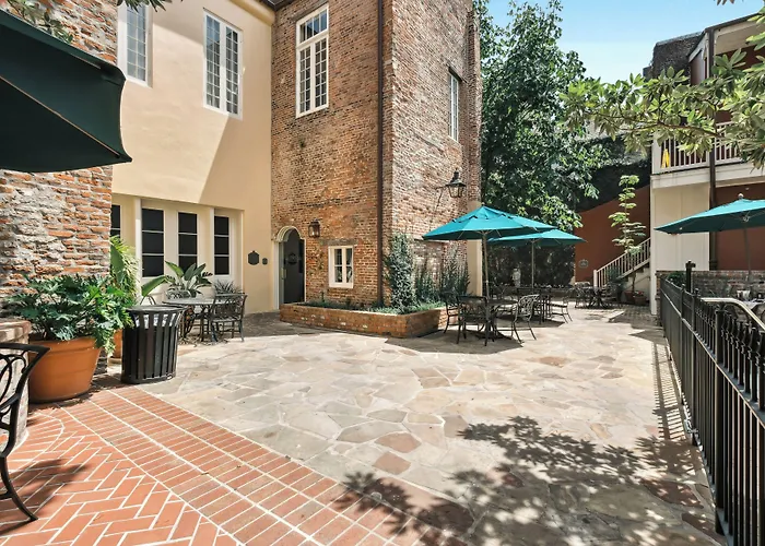 French Market Inn