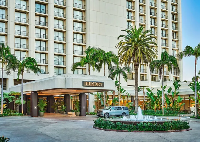5 star hotel: Fashion Island Hotel