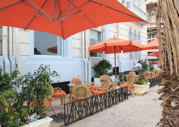 Hotels with a view Steigenberger Cecil Alexandria