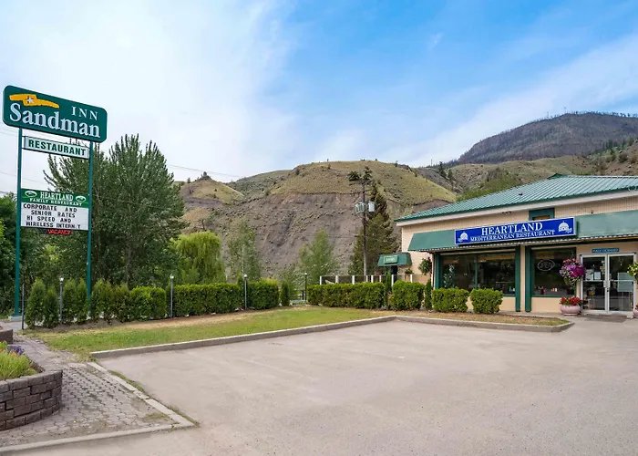 Central hotel: Sandman Inn Cache Creek