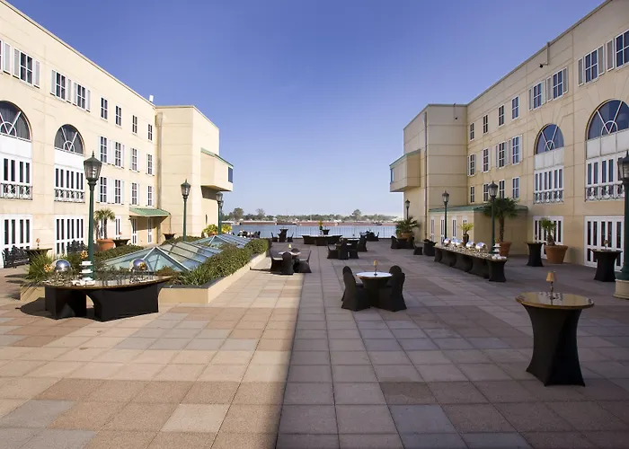 Hilton New Orleans Riverside