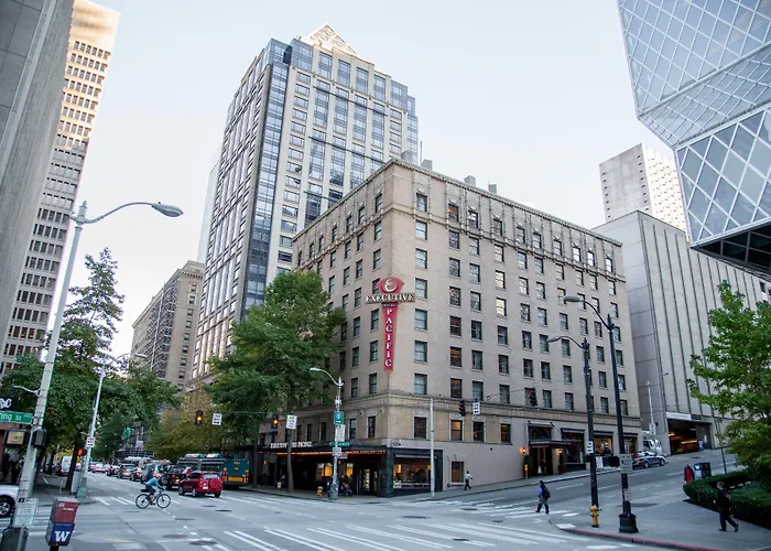 Executive Hotel Pacific