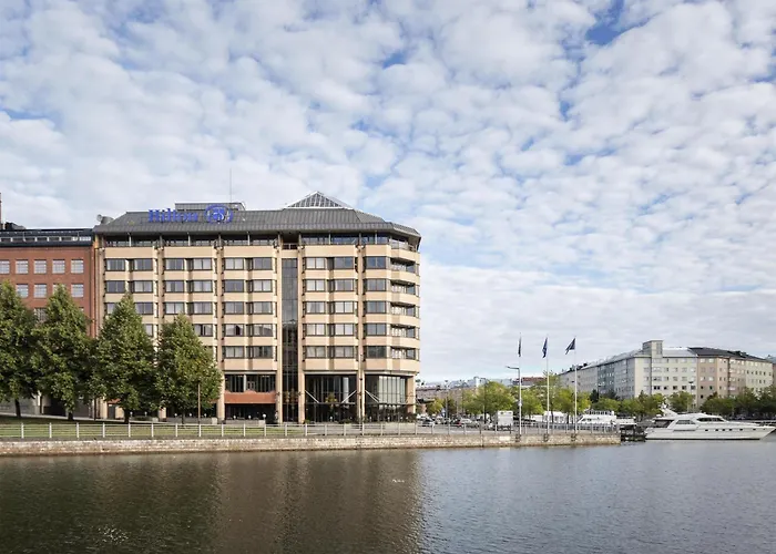 Hotel con piscina: Hilton Helsinki Strand