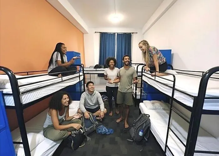 Big Backpackers Hostel