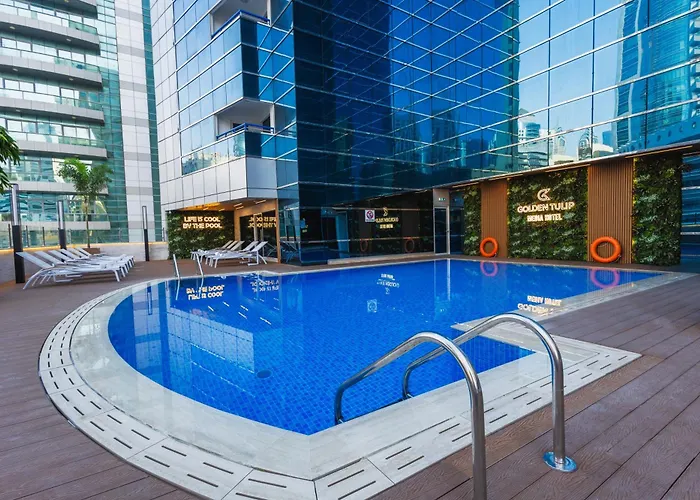 Hotel boutique: Golden Tulip Media Hotel