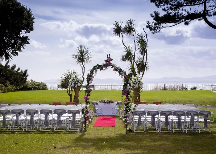 Hôtel de golf: Marine Hotel