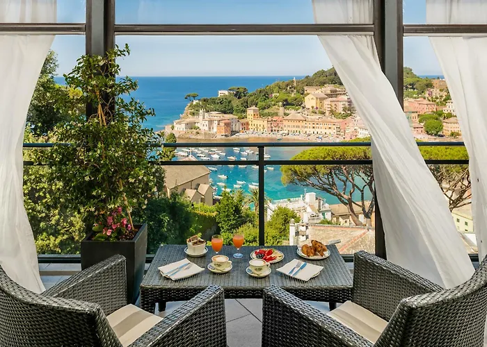 Hotel sulla spiaggia: Hotel Vis à Vis