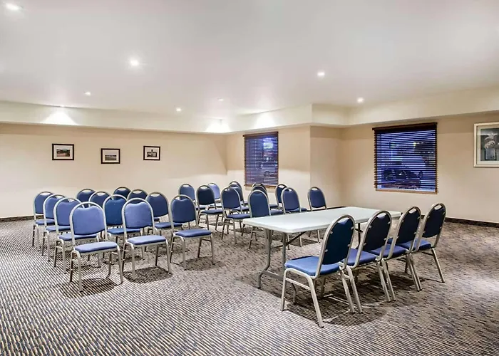 Beach Hotels Ramada By Wyndham Prince Albert