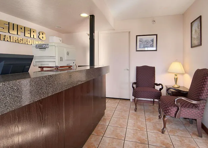 Motel: Super 8 By Wyndham Oklahoma Fairgrounds