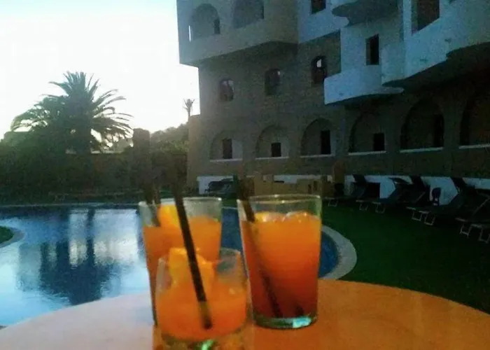 Hotel Akrabello