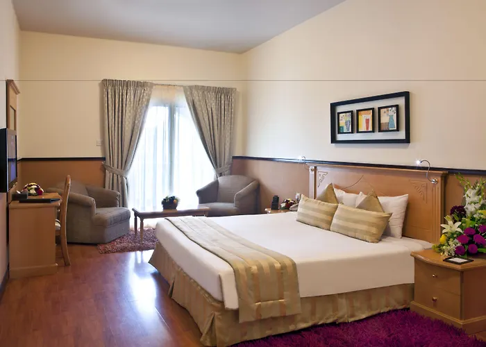 Hotel with Tennis: Landmark Plaza Hotel