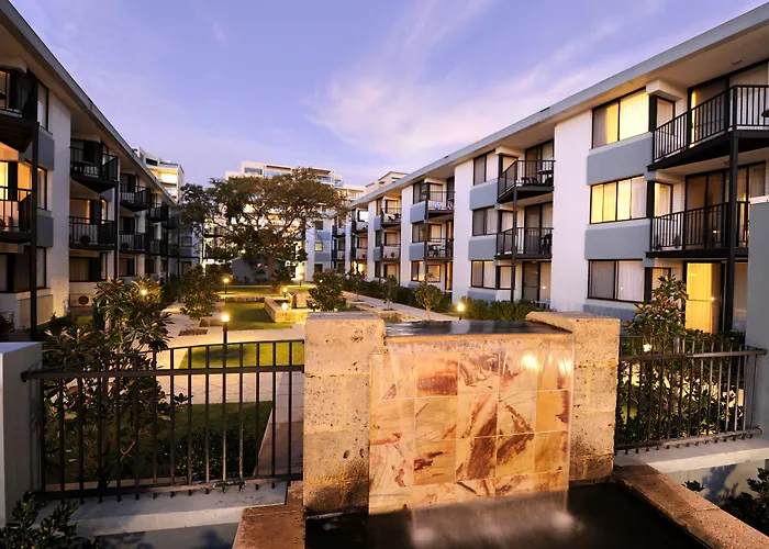 Self catering: Lodestar Waterside Apartments