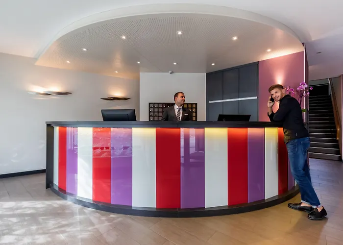 Perros hoteles Les Nations