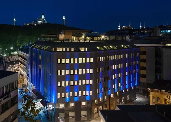 Casino hotel: Doubletree By Hilton Istanbul - Sirkeci