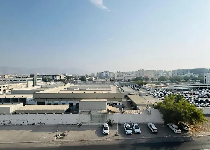 Airport Hotel: Al Saif Grand Hotel By Clove International
