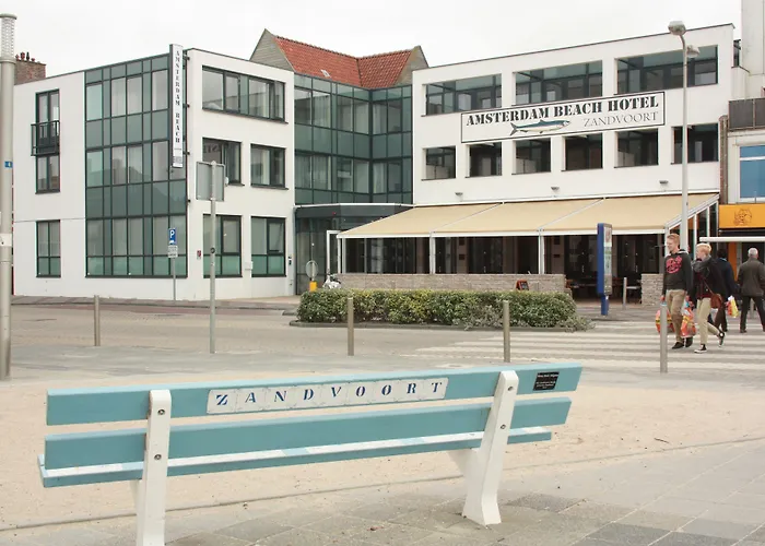 Resort: Amsterdam Beach Hotel