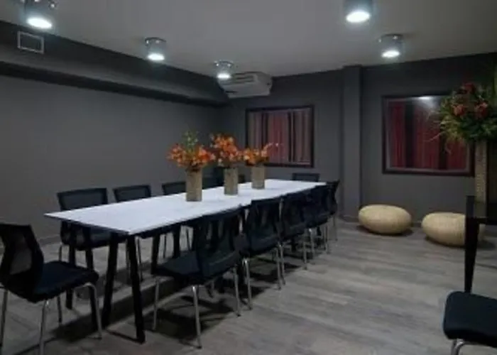  La Sebastiana Suites