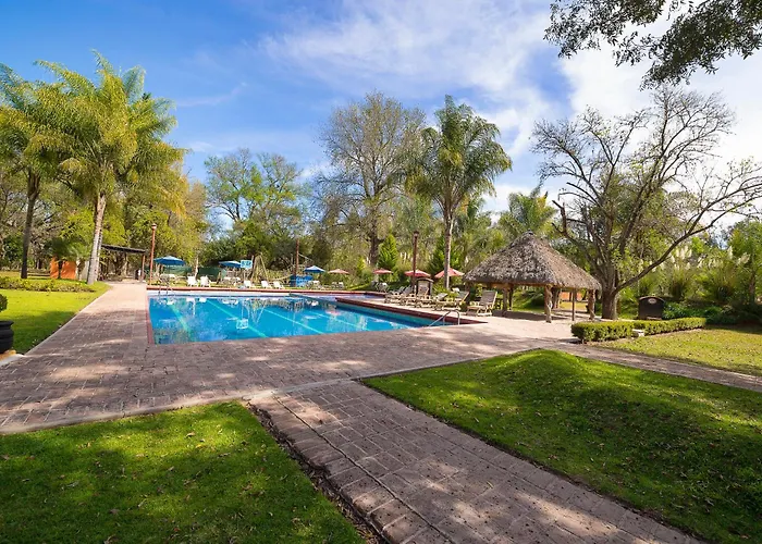 Hotels with tennis El Marques Hacienda