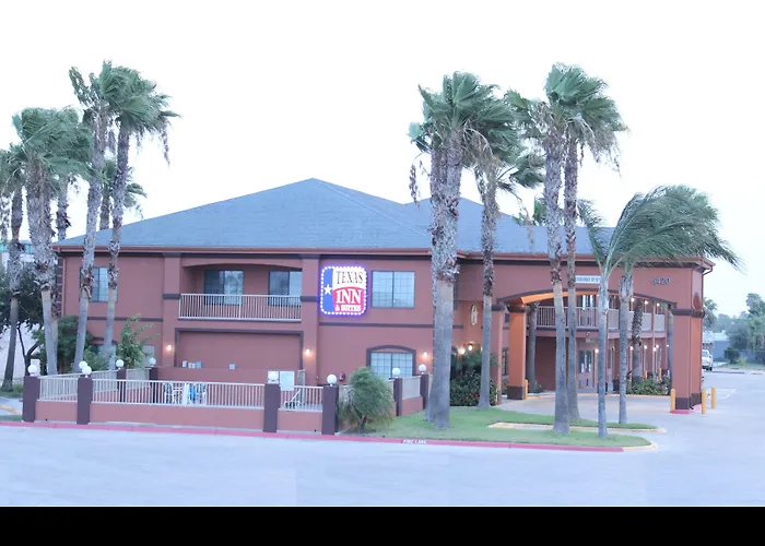 Motels Texas Inn & Suites Mcallen At La Plaza Mall And Airport