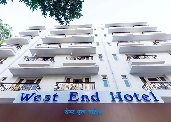 Hotel: West End Hotel Opp Bombay Hospital