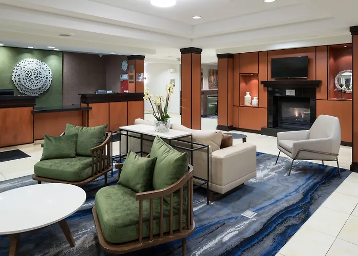 Golf hotel: Fairfield Inn & Suites Kansas City Overland Park