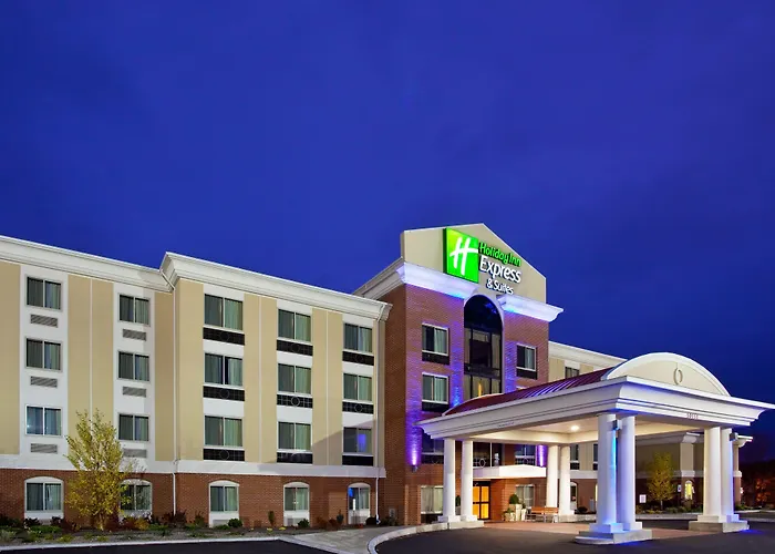 Holiday Inn Express & Suites By Ihg