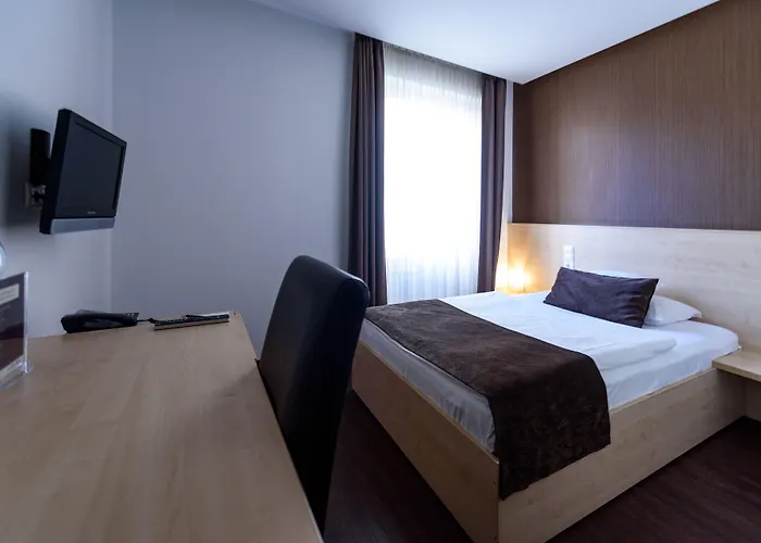 Cheap hotel: Promenade Hotel By Mellow Mood Hotels