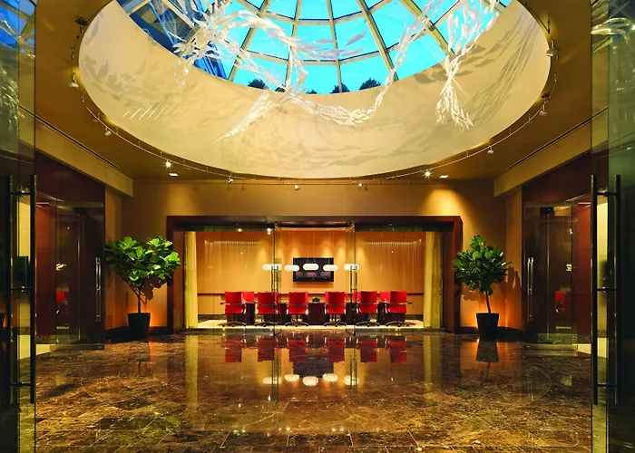 Hotel with view: Battery Wharf Hotel, Boston Waterfront