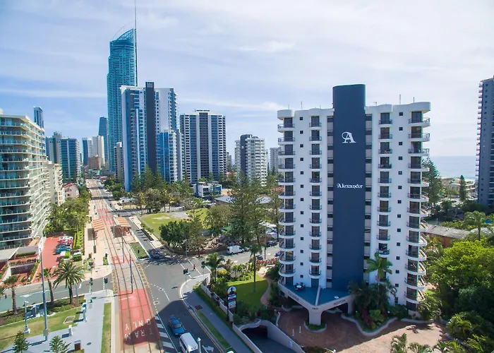Dog friendly hotels Alexander Holiday Apartments