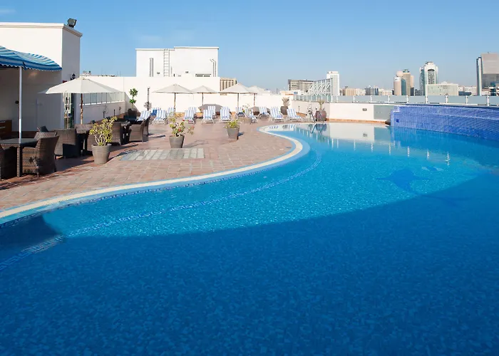Sunday Hotel Holiday International Dubai
