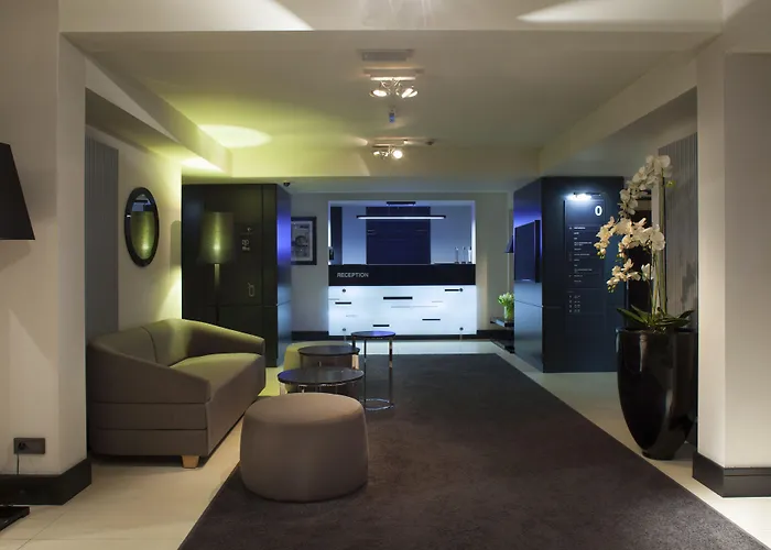 Ilonn Hotel