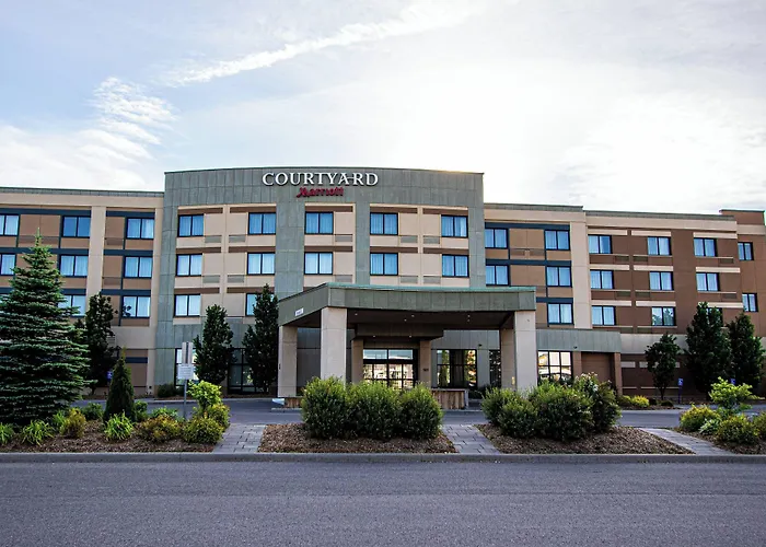 Pets Allowed Hotel Courtyard By Marriott Kingston Highway 401