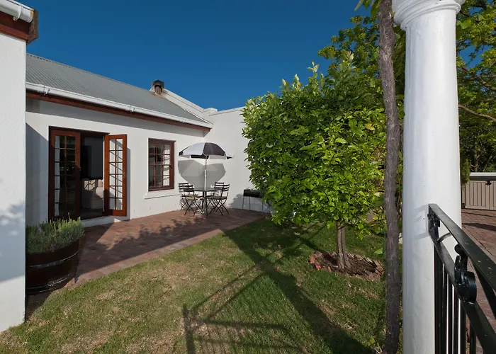 La Galiniere Guest Cottages