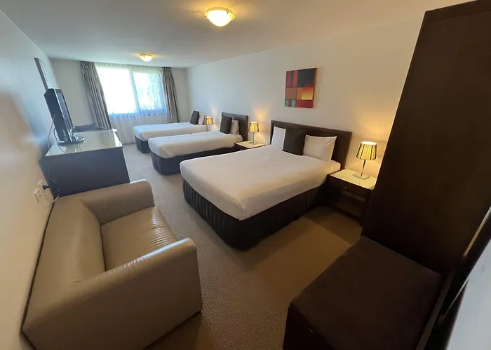 Boutique hotel only: Horsham International Hotel