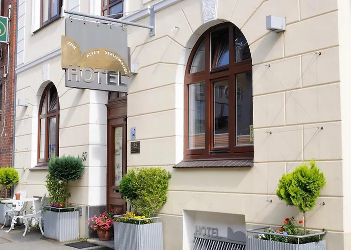 Romantisches Hotel: Hotel zur alten Stadtmauer