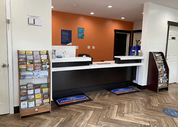Motels Howard Johnson By Wyndham Lake George