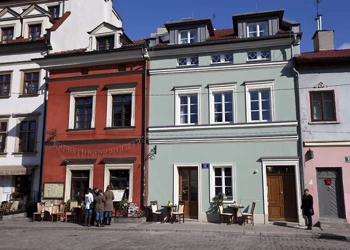 Crystal Suites Chez Helena