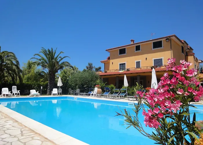 E B&B Villamirella