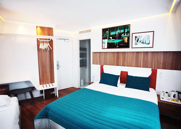 Hotel: Hotel Eiffel Turenne
