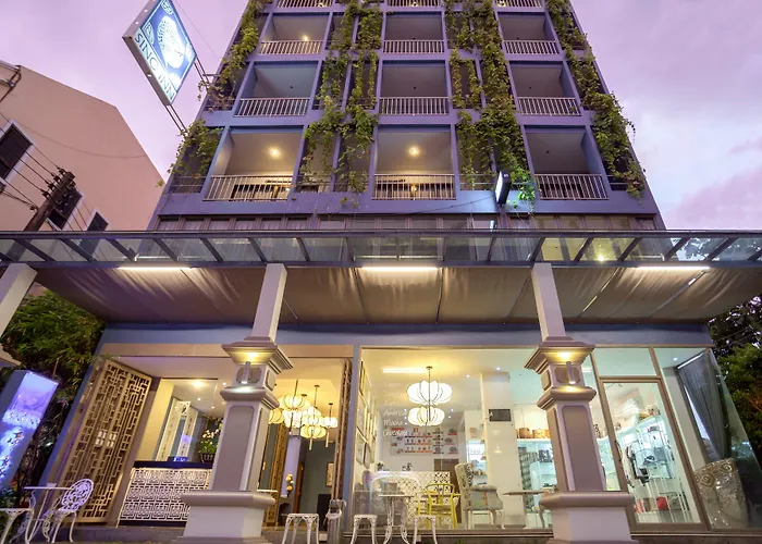 The Hostels Sino Inn Phuket - Sha Plus