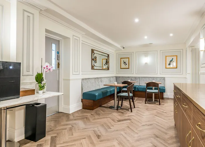 4 sterren hotel: Princes Square