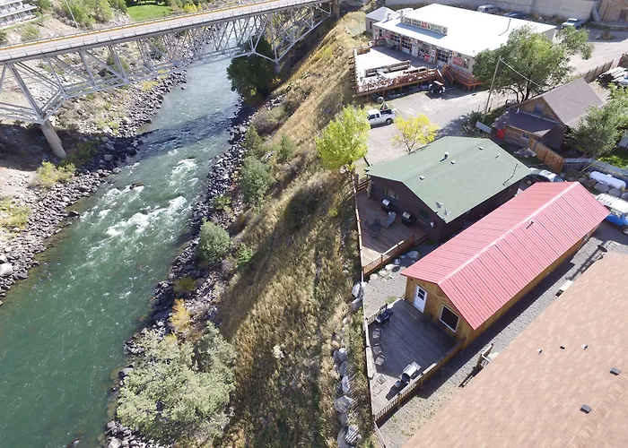 Kid friendly hotel Yellowstone River Suites
