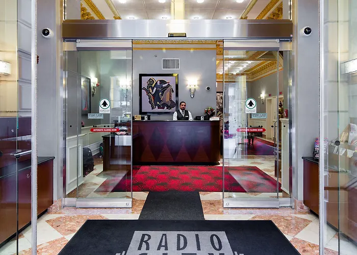 Hotel: Radio City Apartments