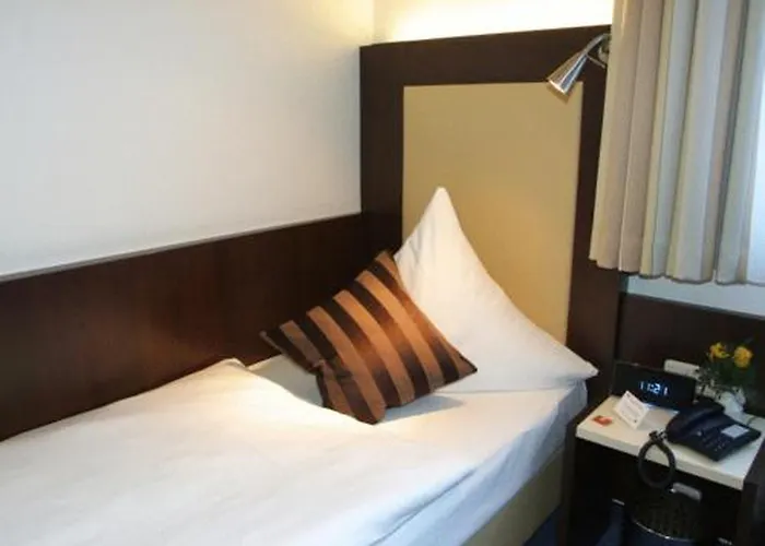 Cheap hotel: Hotel Lousberg