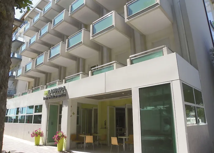 Jacuzzi-Hotel: Hotel Lampara