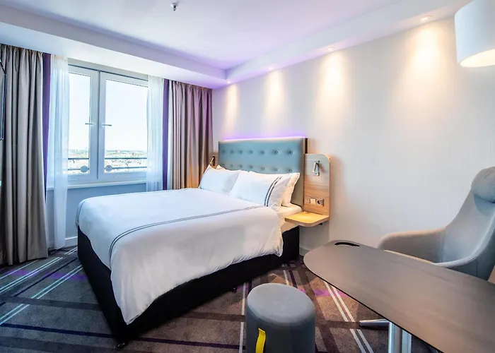 Сity center hotels Premier Inn Koeln City Sued