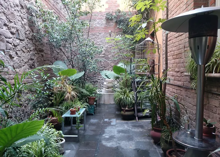 El Patio 77 B&B