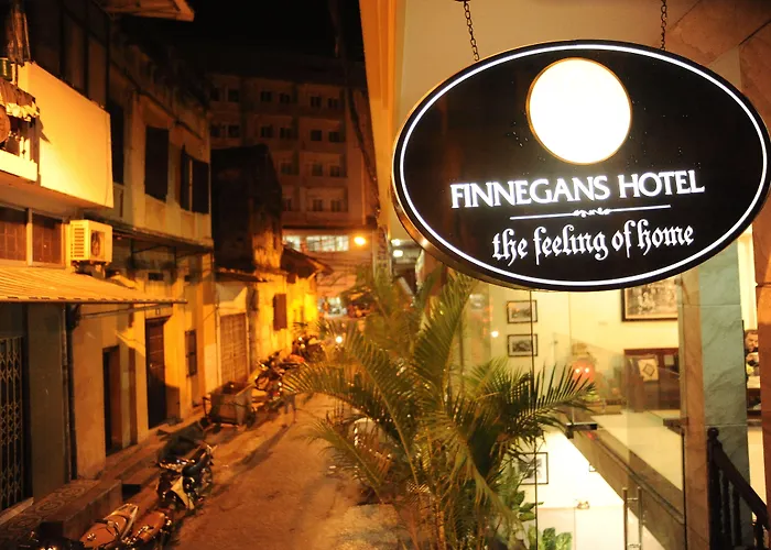 Trip to College Hanoi Finnegans